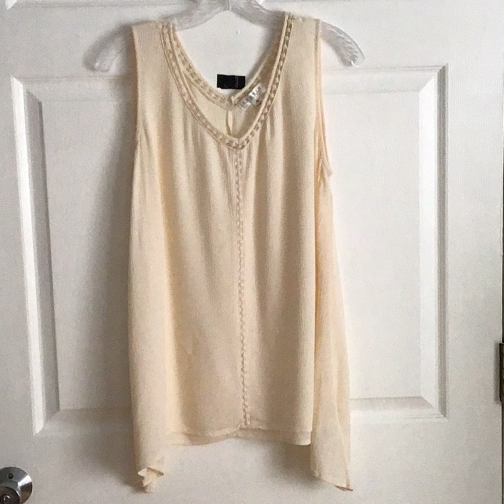 💥💥STUDIO 💥💥.        SLEEVELESS TUNIC.